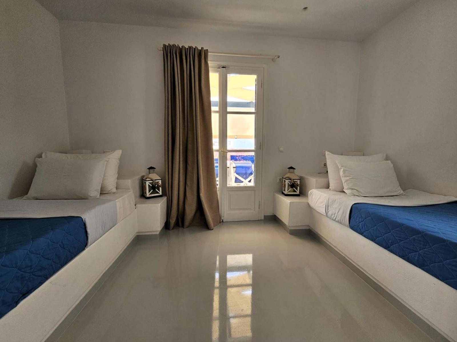 Coralli Beach Apartments มีกรีวิกลา ภายนอก รูปภาพ